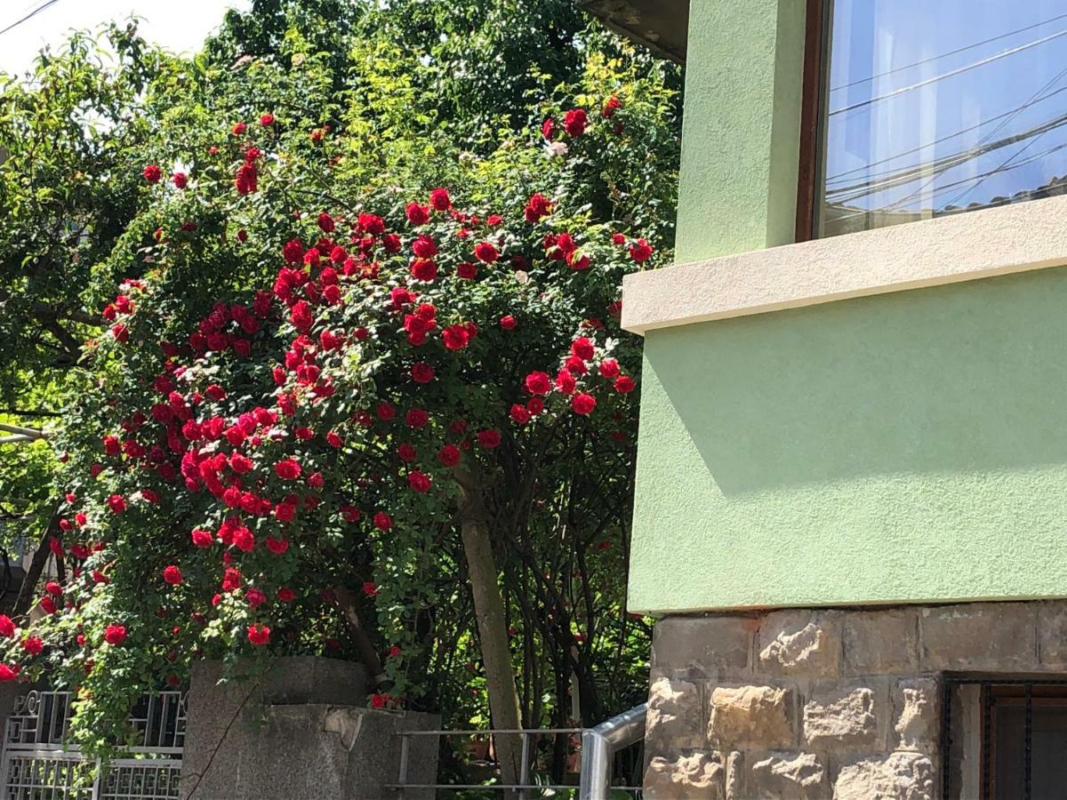 Our House In The Town Veliko Tarnovo Exterior foto